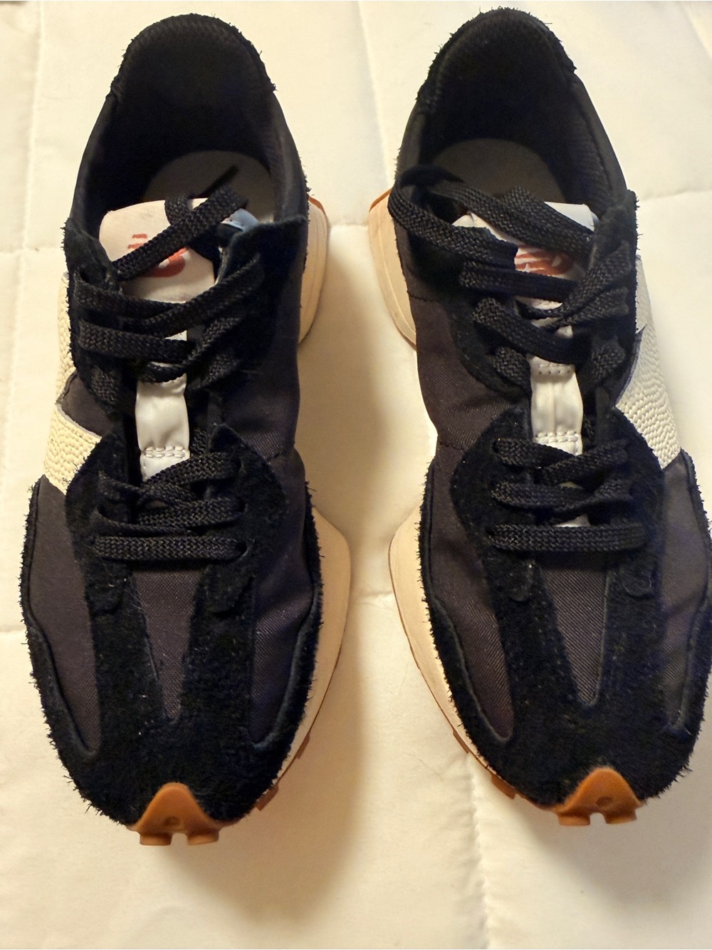 New Balance 327 Black Cream Gum Sneakers Women’s Size 5